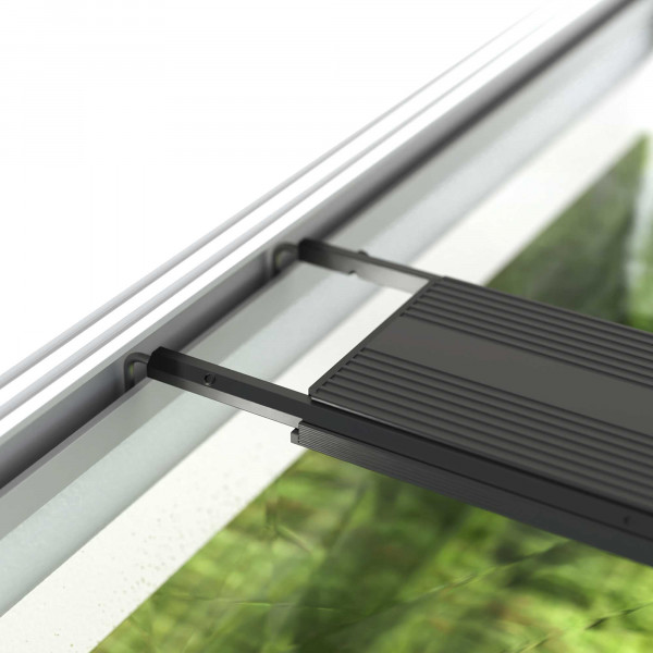 Chihiros Universal WRGB LED inkl. Controller Halterung Variante 1